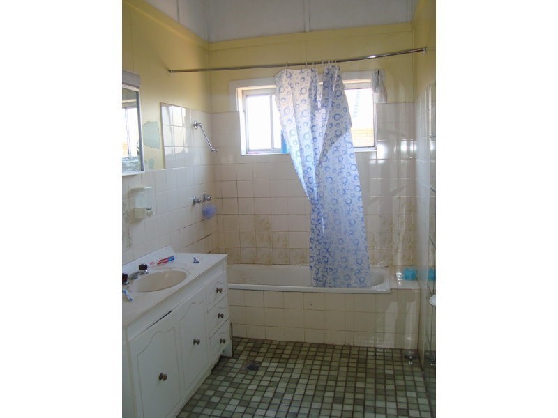 241 Wakaden St, Griffith NSW 2680