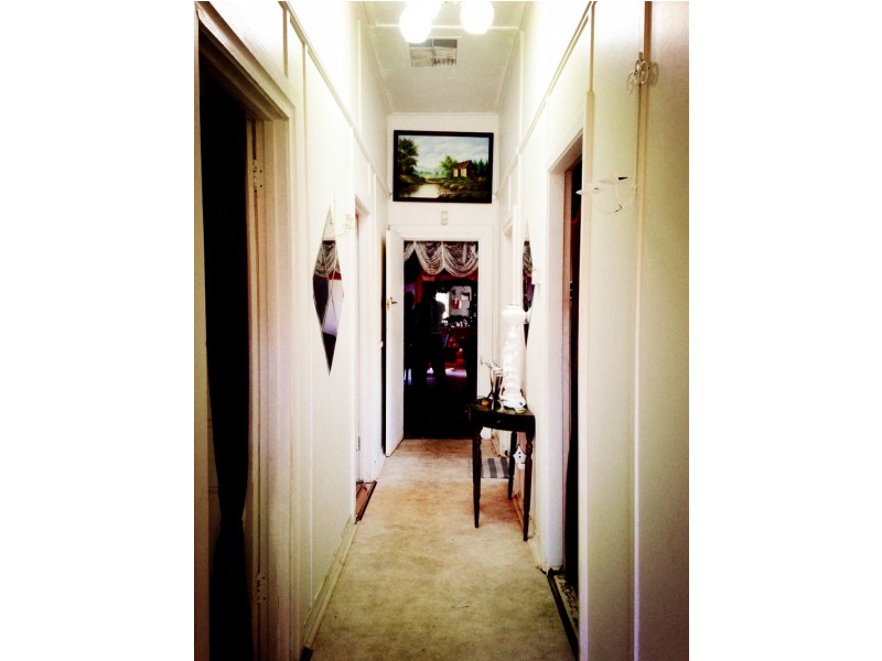 241 Wakaden St, Griffith NSW 2680