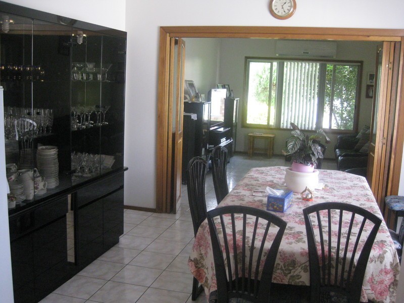 16 Sarsfield St, Blacktown NSW 2148