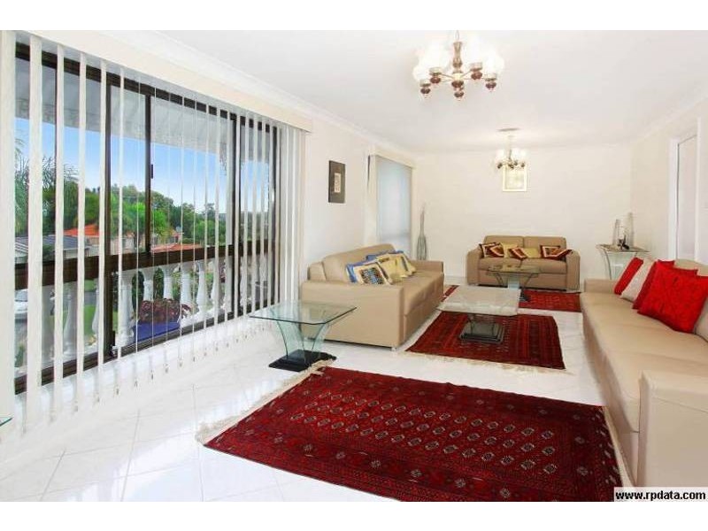 11 Ballard Pl, Huntington Heights NSW 2767