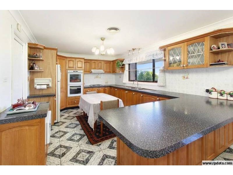 11 Ballard Pl, Huntington Heights NSW 2767