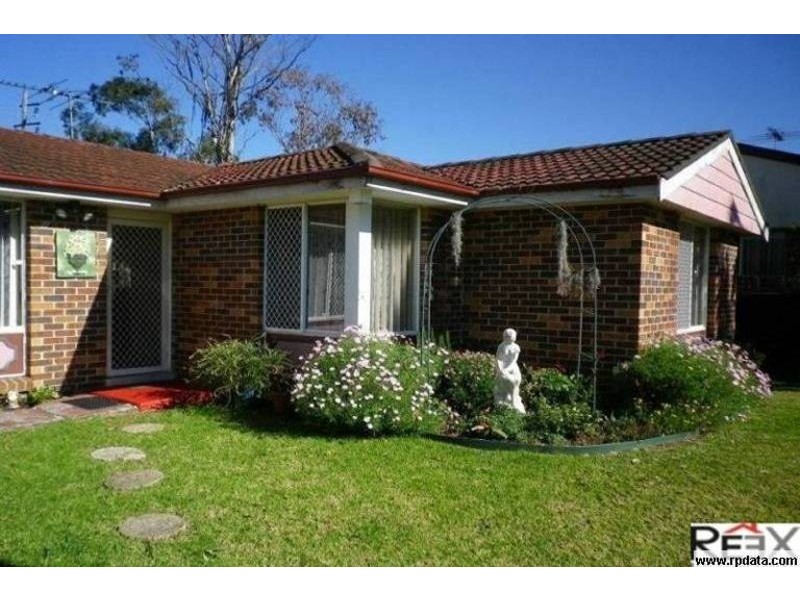 6/8 Woodvale cl, Plumpton NSW 2761