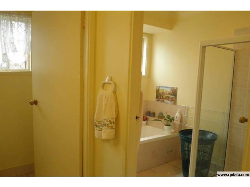 6/8 Woodvale cl, Plumpton NSW 2761