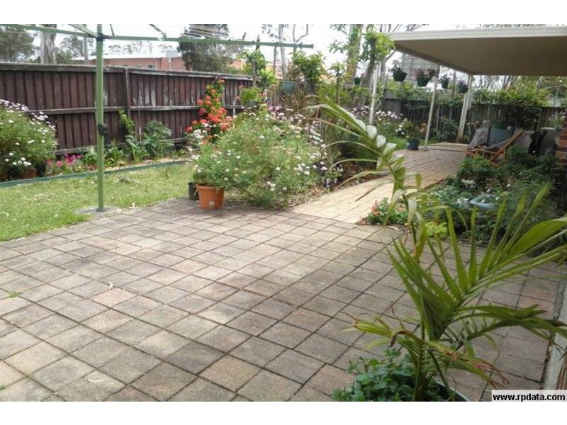 6/8 Woodvale cl, Plumpton NSW 2761