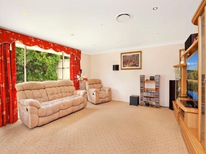 15 Mindaribba Av, Rouse Hill NSW 2155