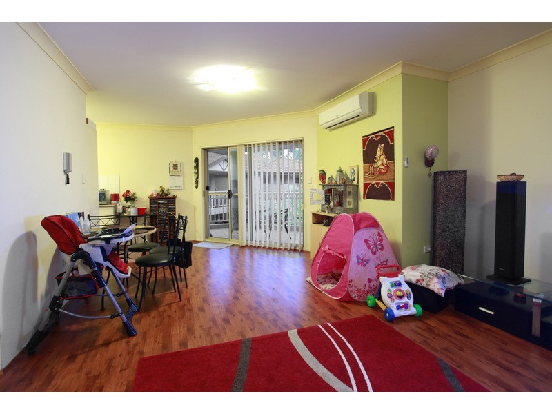 19/30 Memorial av, Merrylands NSW 2160