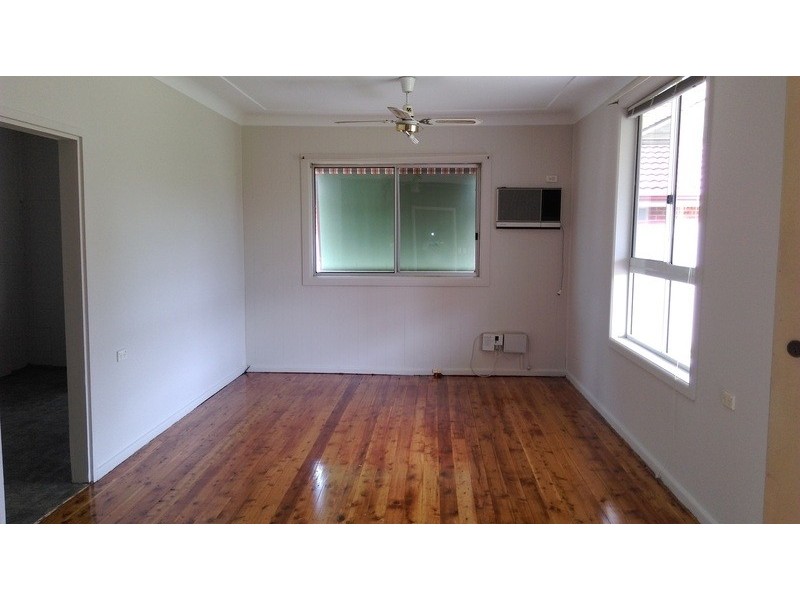 50 Dawn Drive, Seven Hills NSW 2147