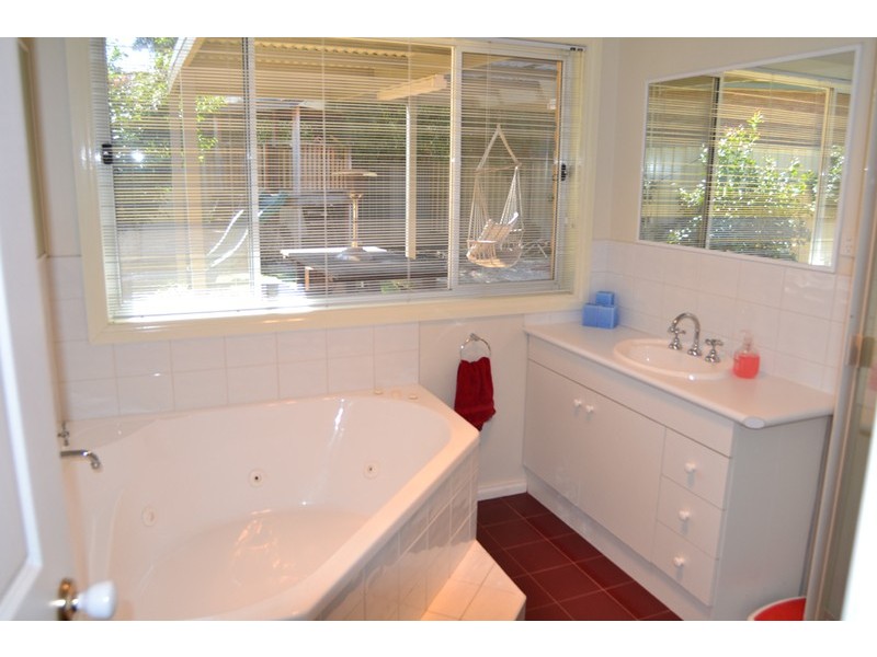 4 Jaguar Court, Epping VIC 3076