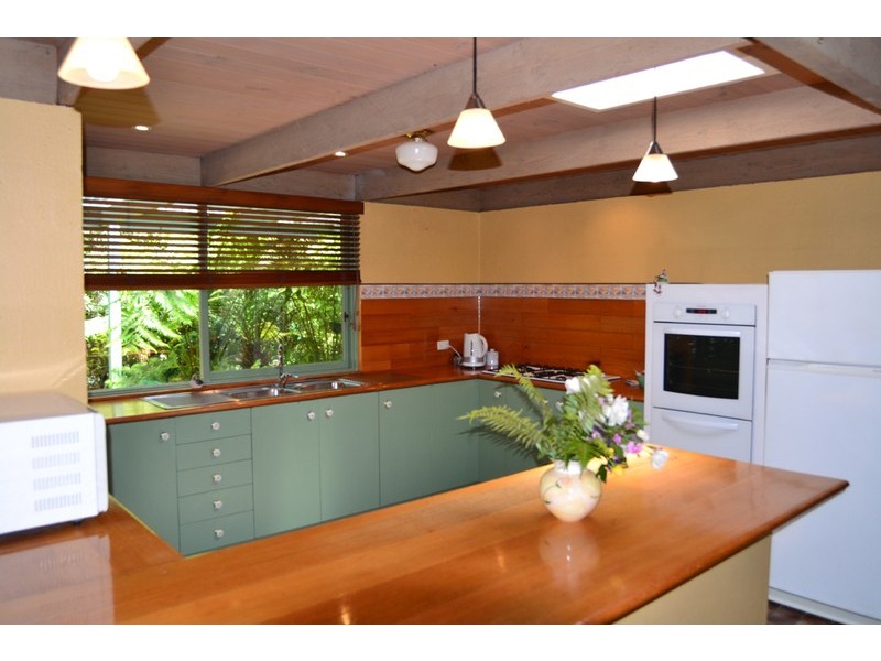148 Kestrel Lane, Kinglake West VIC 3757