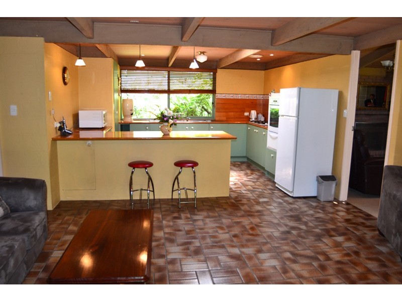 148 Kestrel Lane, Kinglake West VIC 3757