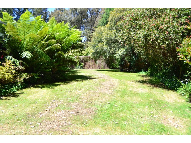 148 Kestrel Lane, Kinglake West VIC 3757