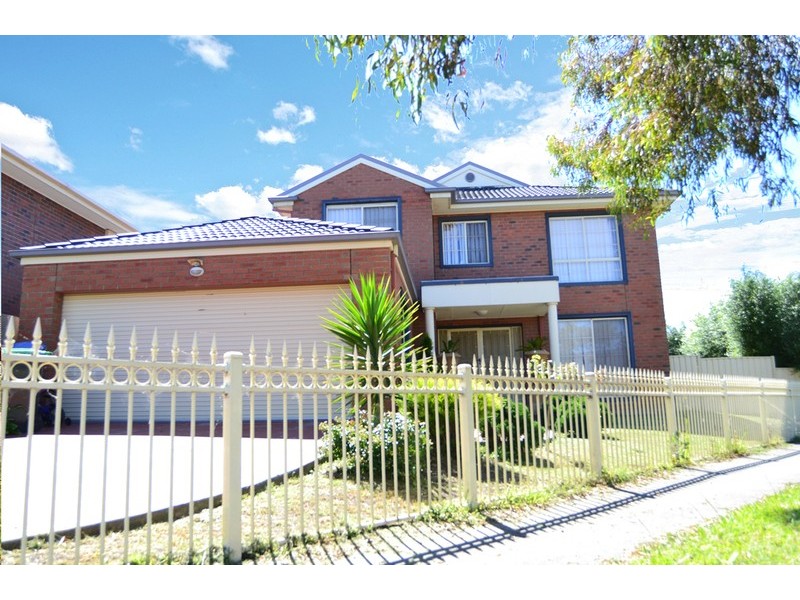 6  Mount Court, Mill Park VIC 3082