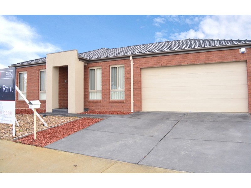 563  The Lakes Boulevard, South Morang VIC 3752