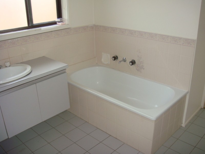 7 Monterey Court, Mill Park VIC 3082