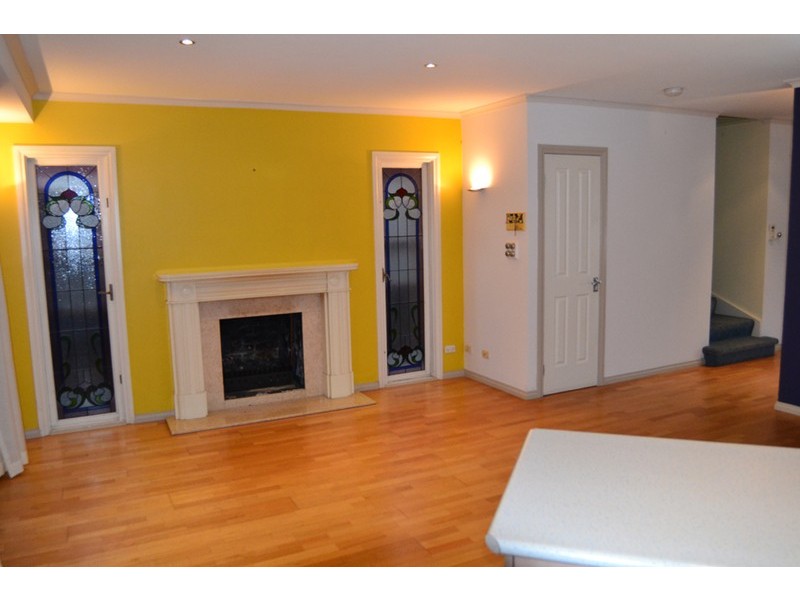 18 Viewbank Place, Mill Park VIC 3082