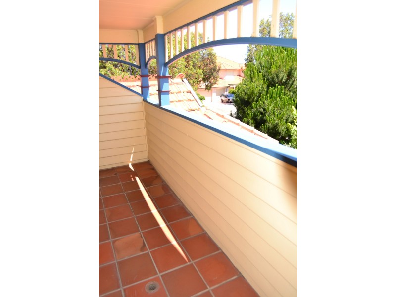 6 Latham Close, Mill Park VIC 3082