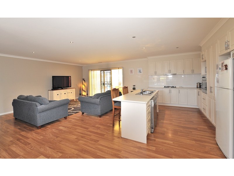 33  Belinda Court, South Morang VIC 3752