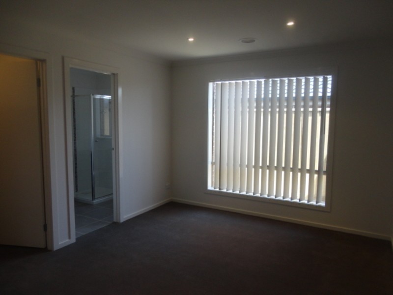 Lot 828 Sandover Street, Doreen VIC 3754