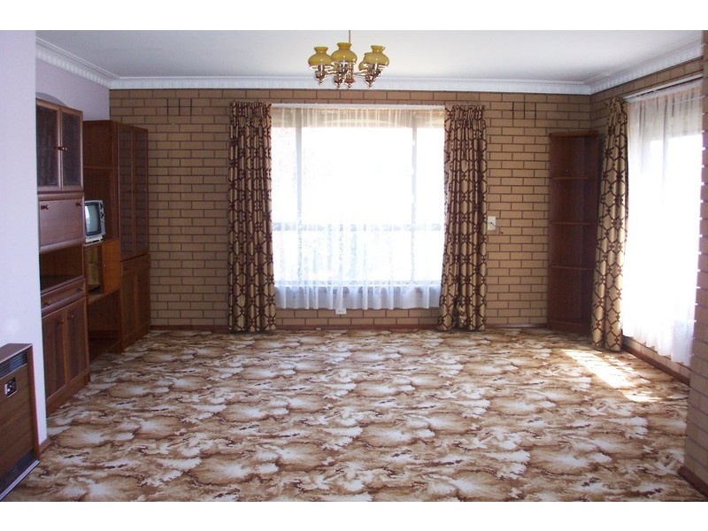 96 Dunne Street, Kingsbury VIC 3083