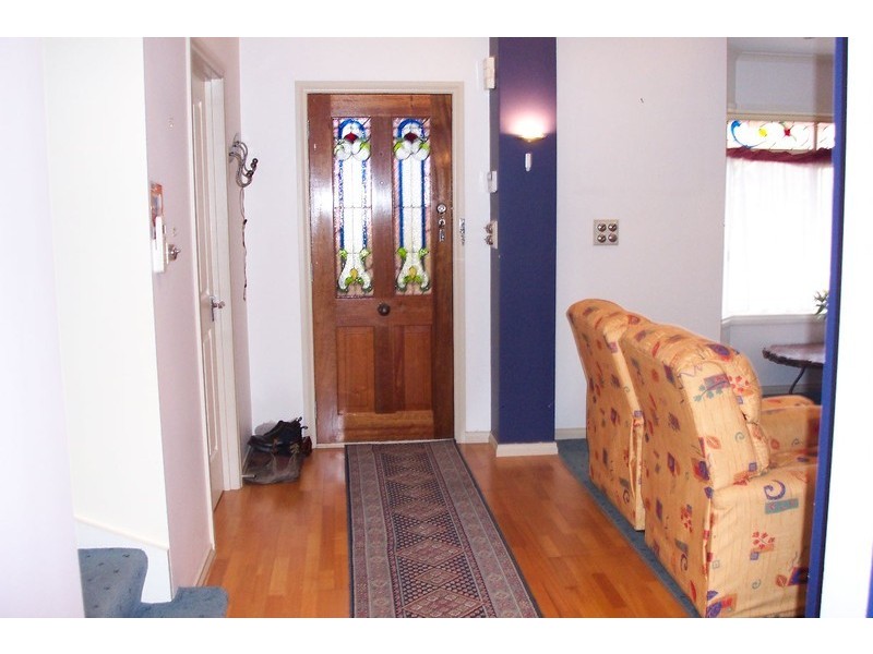 18 Viewbank Place, Mill Park VIC 3082