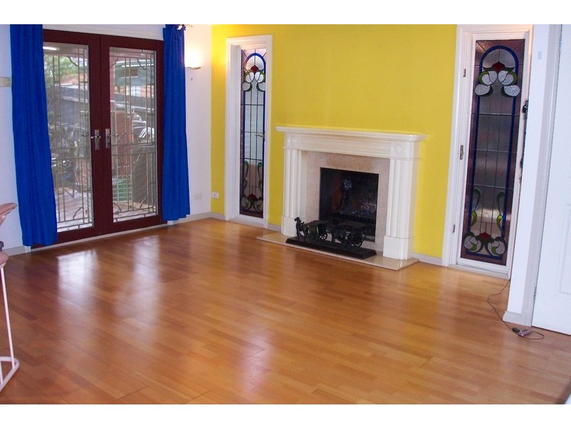 18 Viewbank Place, Mill Park VIC 3082