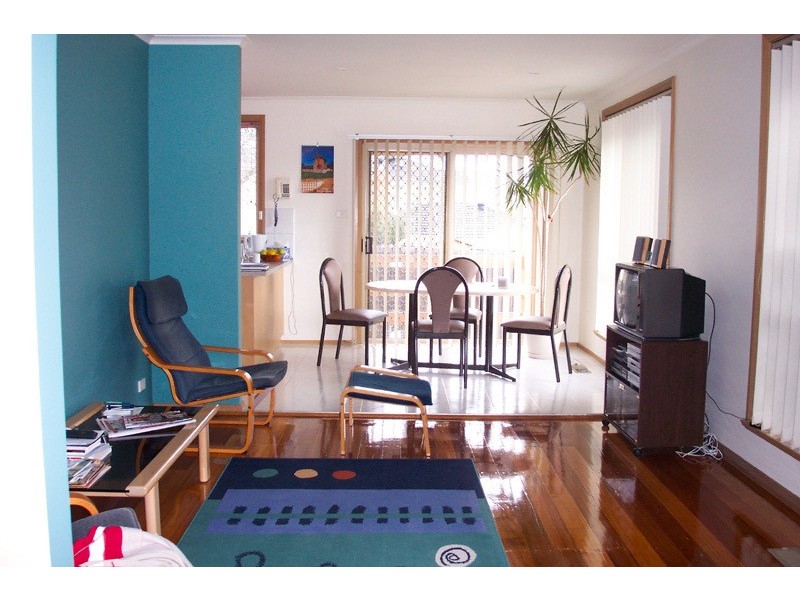 2/35 Azalea Avenue, Mill Park VIC 3082