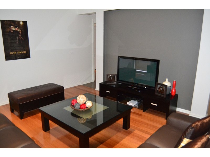 25  Songbird Crescent, South Morang VIC 3752