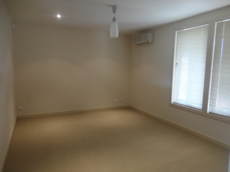 28B Mission Hill Way, Craigieburn VIC 3064