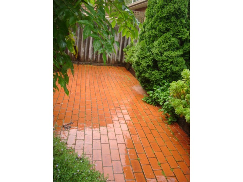 1/28 Hawkes Drive, Mill Park VIC 3082