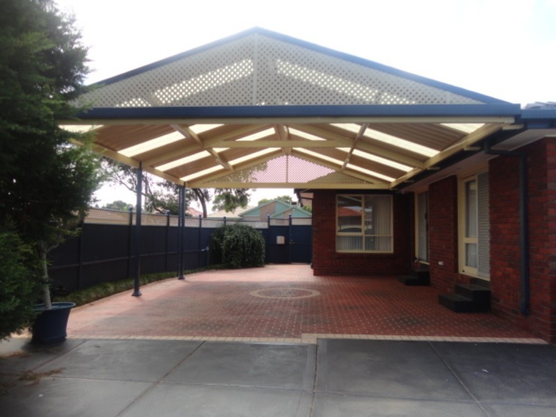 123 Centenary Drive, Mill Park VIC 3082
