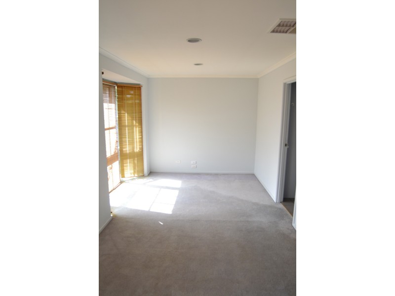 19 Patterson Street, Mill Park VIC 3082