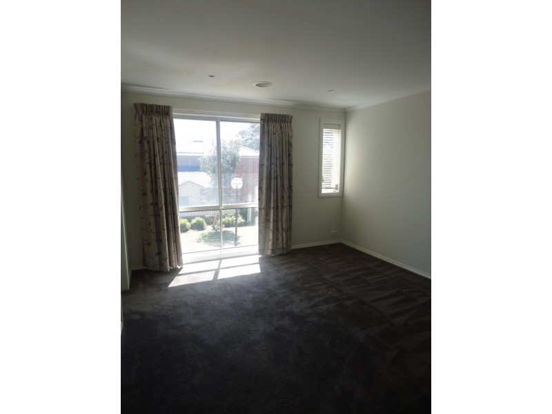 14 Malabar Walk, Bundoora VIC 3083