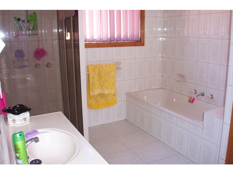 23 Friendship Avenue, Mill Park VIC 3082