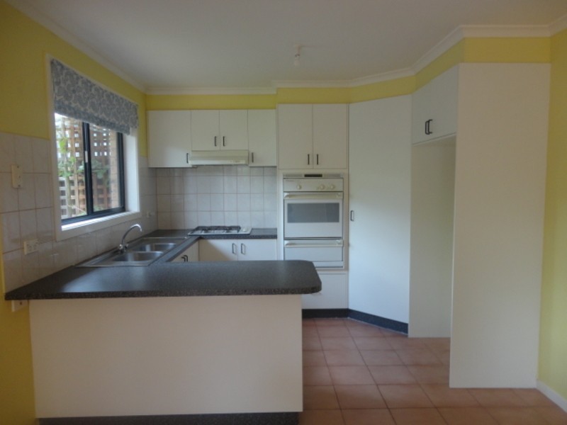 1/28 Hawkes Drive,, Mill Park VIC 3082