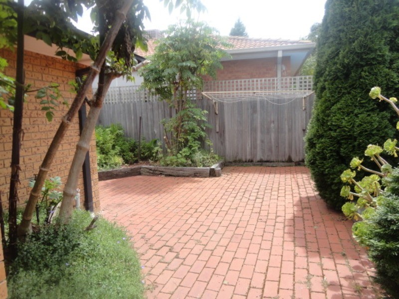 1/28 Hawkes Drive,, Mill Park VIC 3082