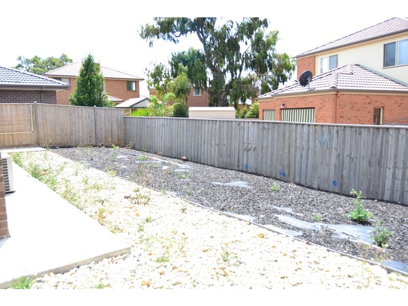 8 Taronga Way, South Morang VIC 3752