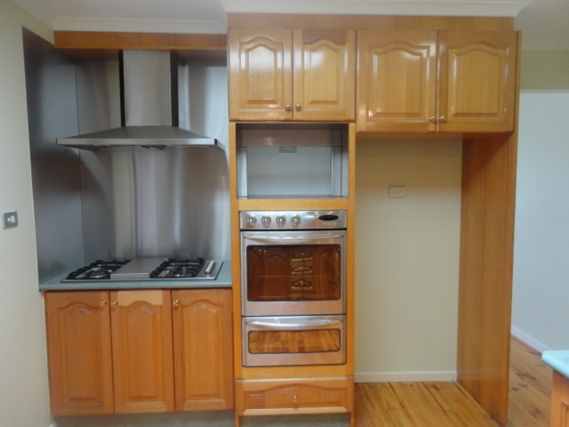 123 Centenary Drive, Mill Park VIC 3082