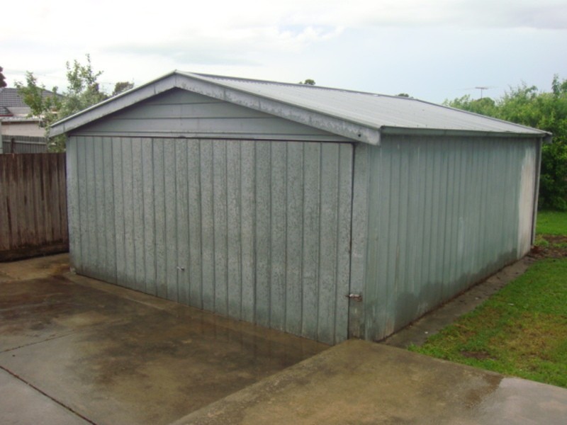 6 Uren Court, Thomastown VIC 3074
