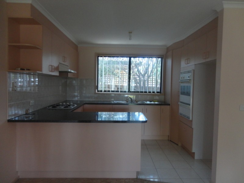 35 Lamina Avenue, Mill Park VIC 3082