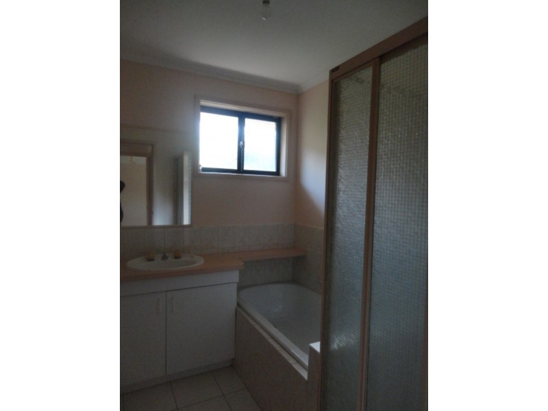 35 Lamina Avenue, Mill Park VIC 3082