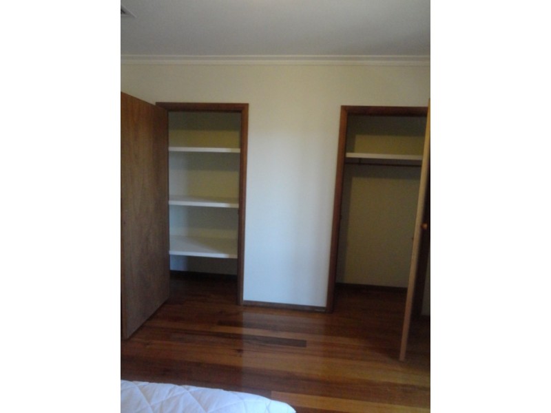 96 Dunne Street, Kingsbury VIC 3083