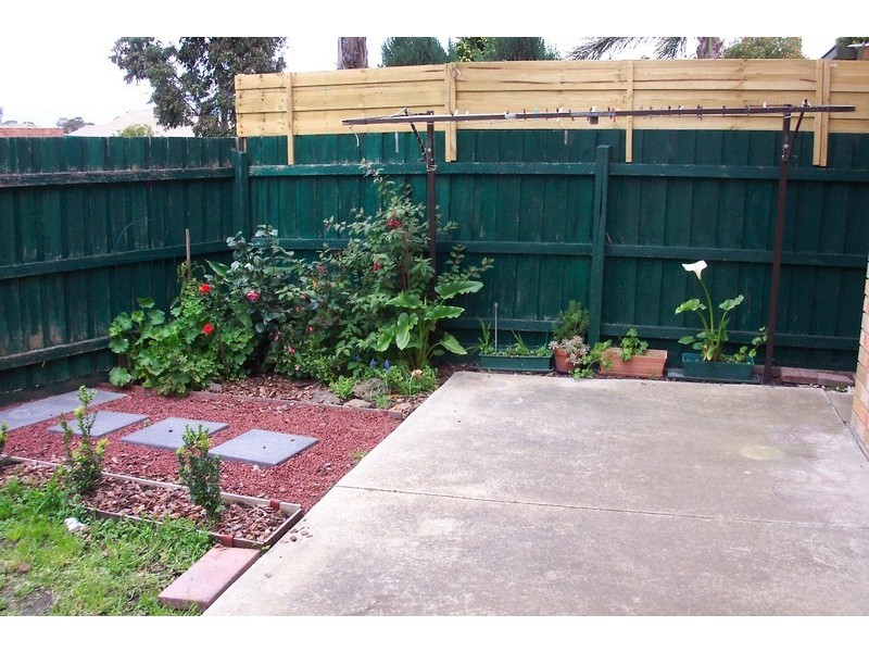 3/2 Romeo Court, Mill Park VIC 3082