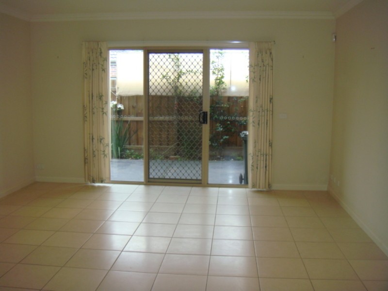 29 Carinya Crescent,, South Morang VIC 3752