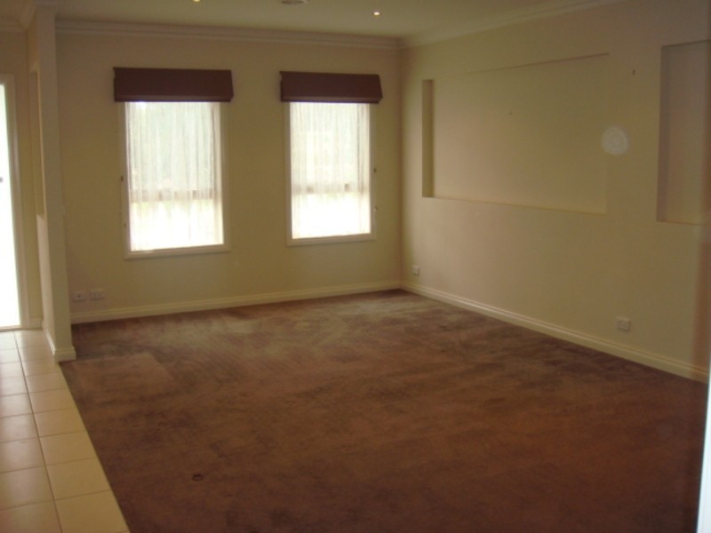 29 Carinya Crescent,, South Morang VIC 3752