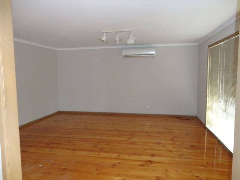 3 Blossom Park Drive, Mill Park VIC 3082