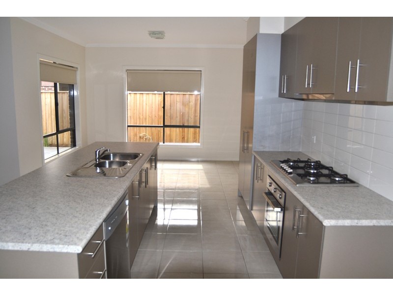 9 Prilep Heights, Lalor VIC 3075