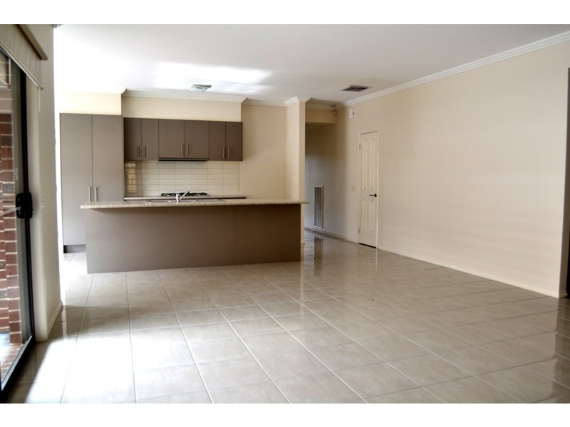 9 Prilep Heights, Lalor VIC 3075