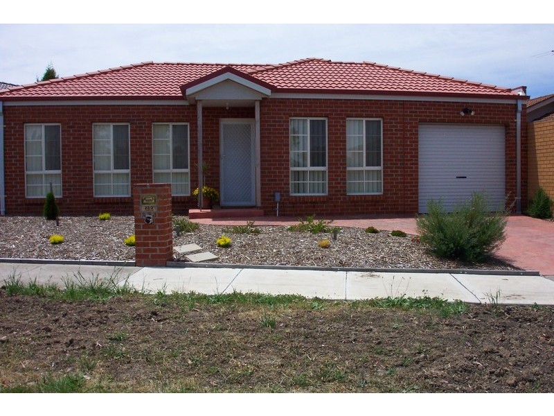 2/22 Hawkes Drive, Mill Park VIC 3082