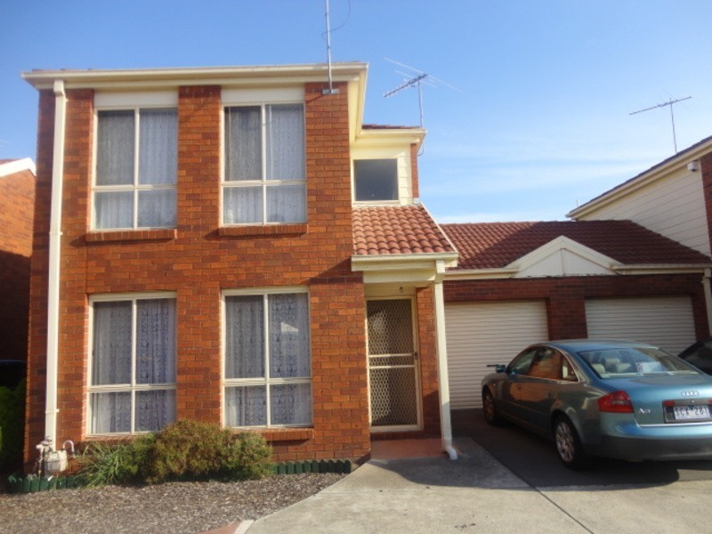 8/7 Kalman Road, Epping VIC 3076