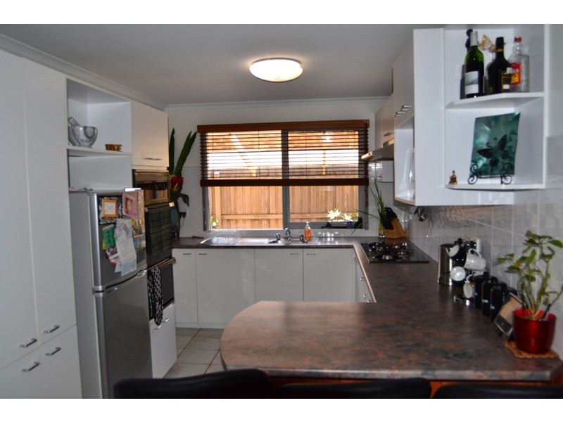 3 Tenterden Place, Mill Park VIC 3082
